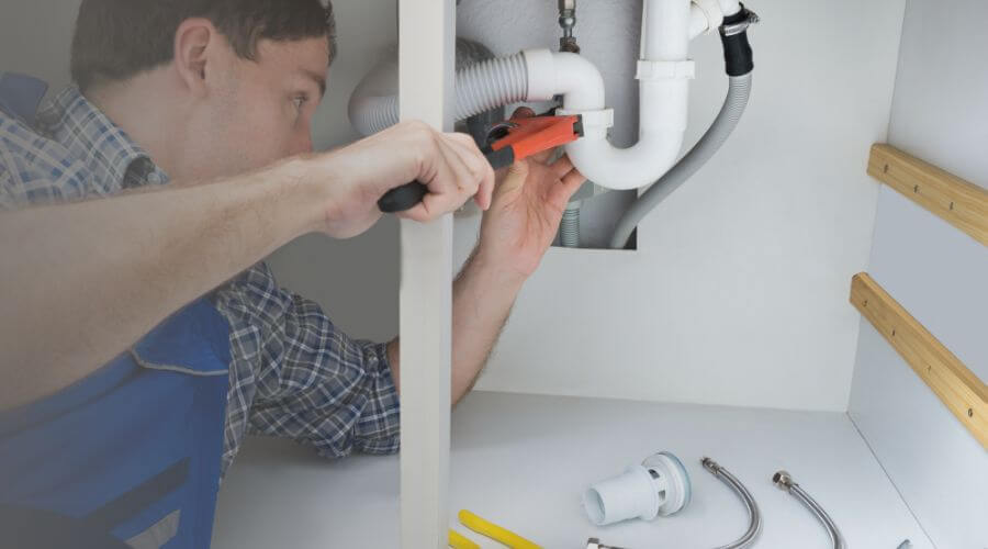 Professional emergency plumbing in Brave, PA